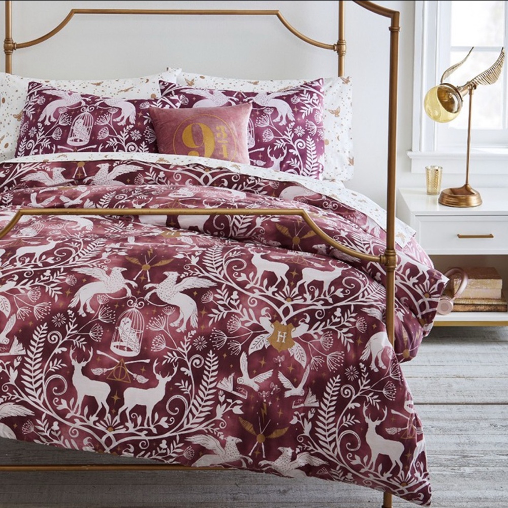 Pottery Barn Kids Harry Potter Wizarding World Patronus Damask Duvet Cover King